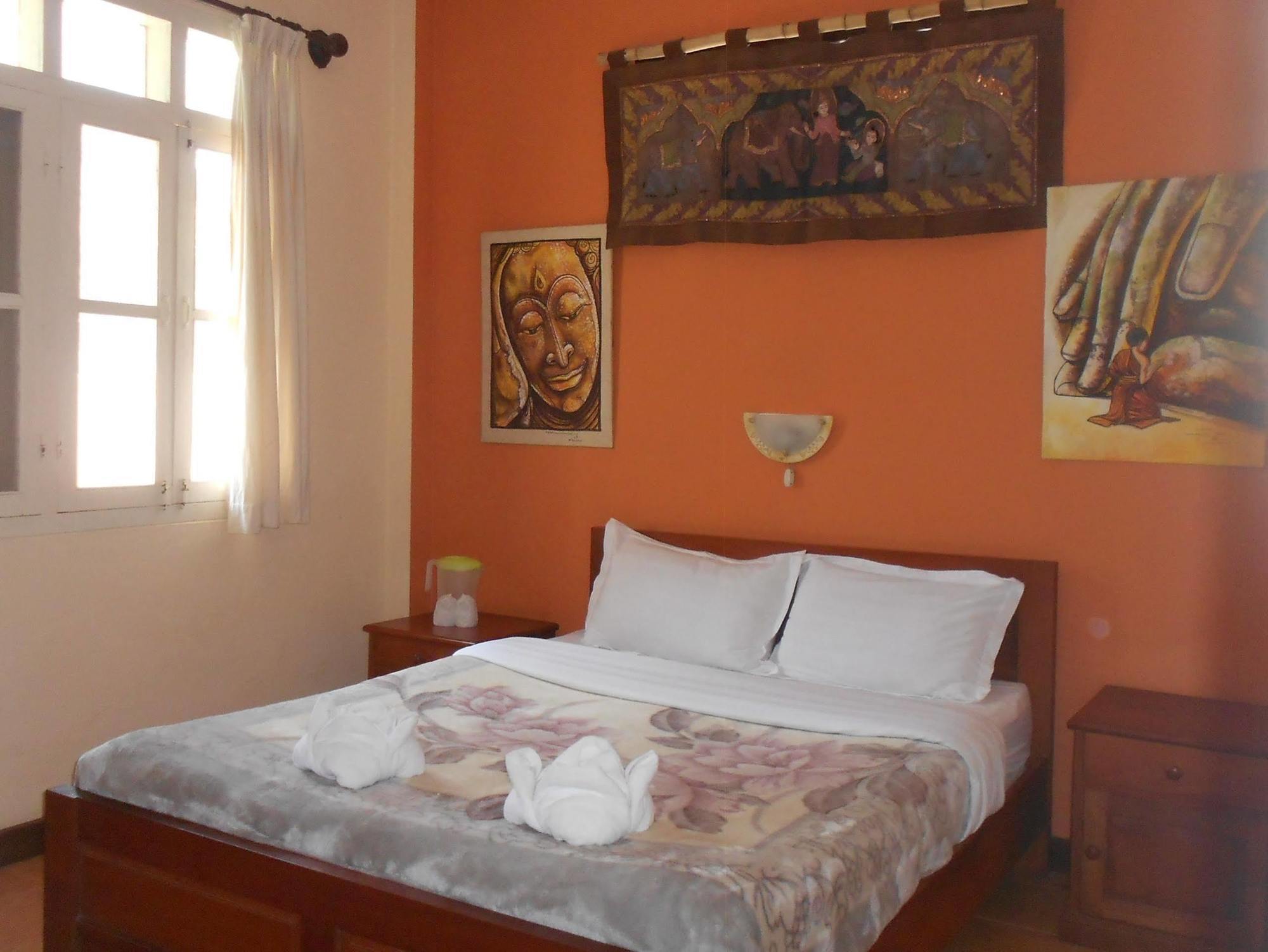 Manichan Guesthouse Luang Prabang Exterior photo
